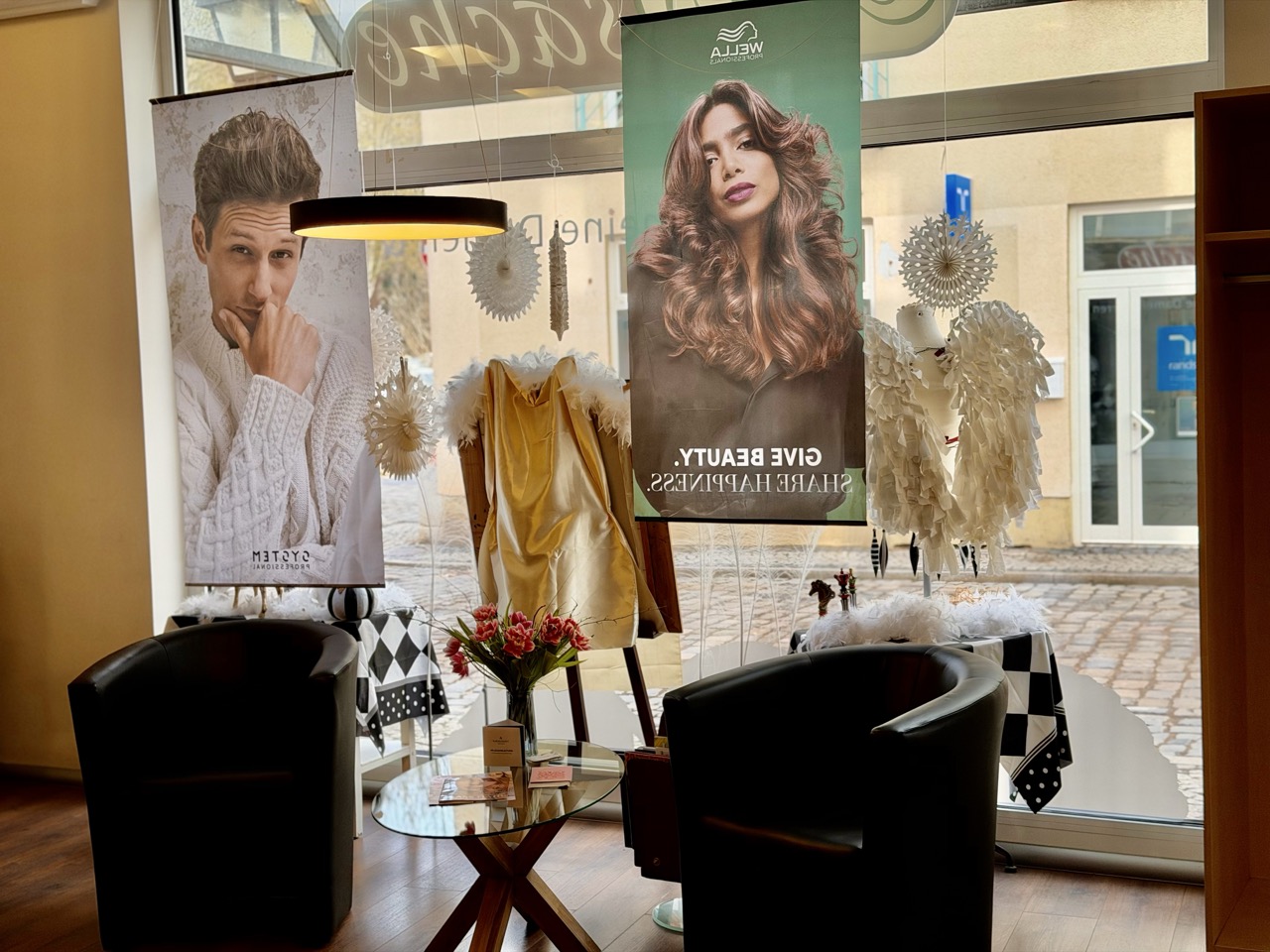 Salon Kopfsache – Wartebereich